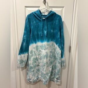 Lane Bryant LIVI 22/24 Turquoise Tie Dye Sweatshirt Hoodie Dress